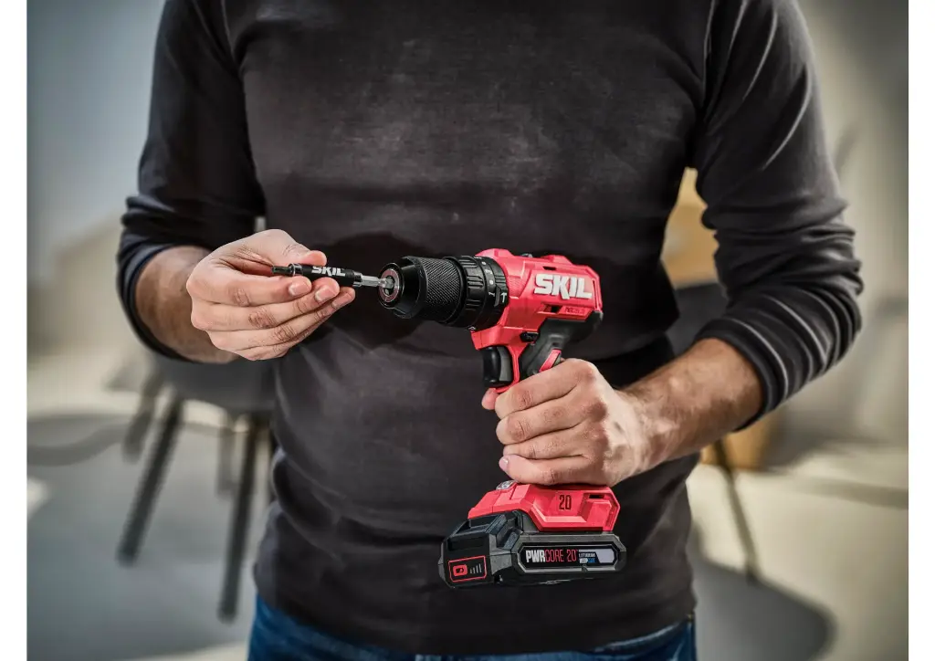 Дриль-шуруповерт SKIL 3011 HB 11070100701