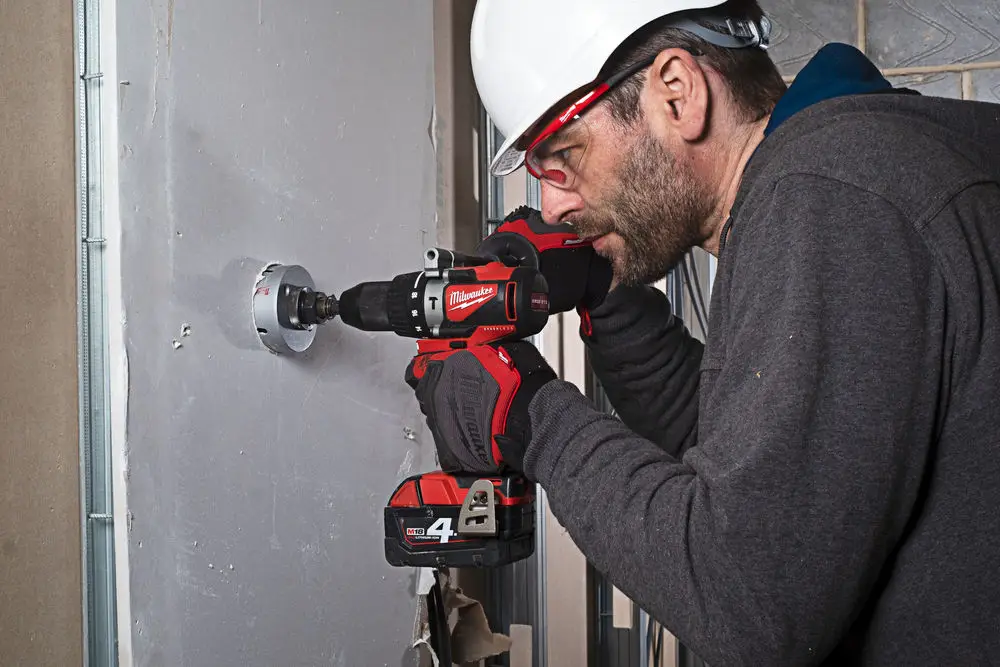 Дриль-шурупокрут з ударом акумуляторний MILWAUKEE, M18 BLPD2-502X 