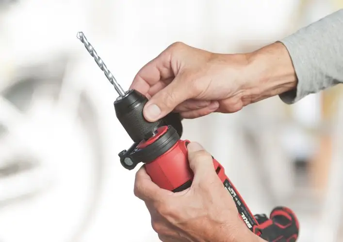 Ударний дриль 710W SKIL 6725 AA 11070200101 (HD1E6725AA) 