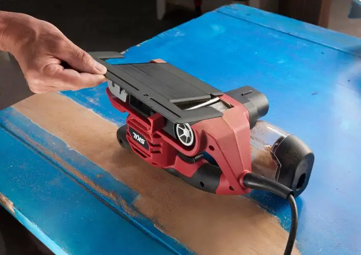 Стрічкова мережева шліфувальна машина 710Вт SKIL 7615 AB 11071200101 (SR1E7615AB) 