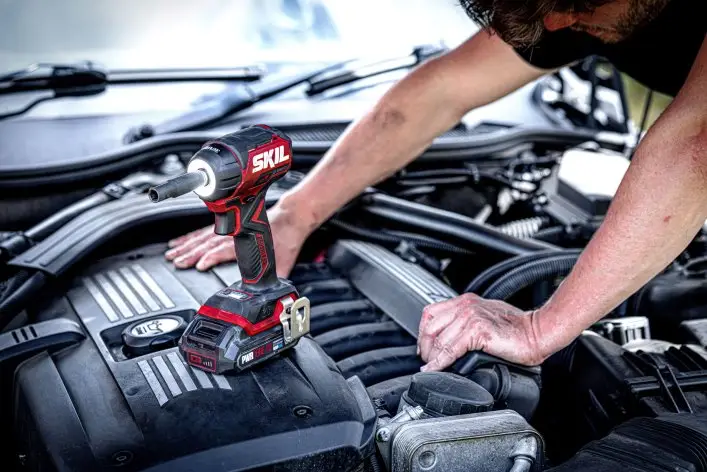 Промо-комплект гайковерт акумуляторний безщітковий ударний, SKIL 3265 CA Compact + енергокомплект 3110 АА 11071900102 (акумулятор 2,5 Ah, зарядний пристрій) 