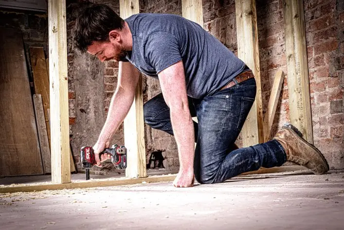 Промо-комплект гайковерт акумуляторний безщітковий ударний, SKIL 3265 CA Compact + енергокомплект 3110 АА 11071900102 (акумулятор 2,5 Ah, зарядний пристрій) 