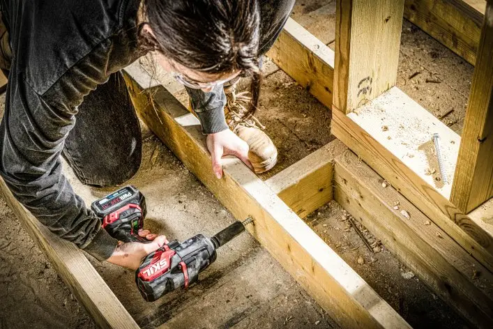 Промо-комплект гайковерт акумуляторний безщітковий ударний, SKIL 3285 CA XP + енергокомплект 3110 АА 11071900202 (акумулятор 2,5 Ah, зарядний пристрій) 