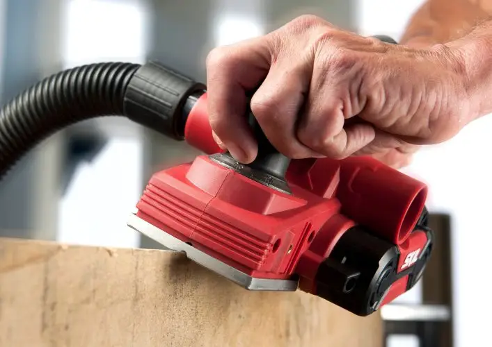 Електрорубанок 710 Вт, 82 мм, 16000 об/хв SKIL 1590 AA 11072200101 (VA1E1590AA) 