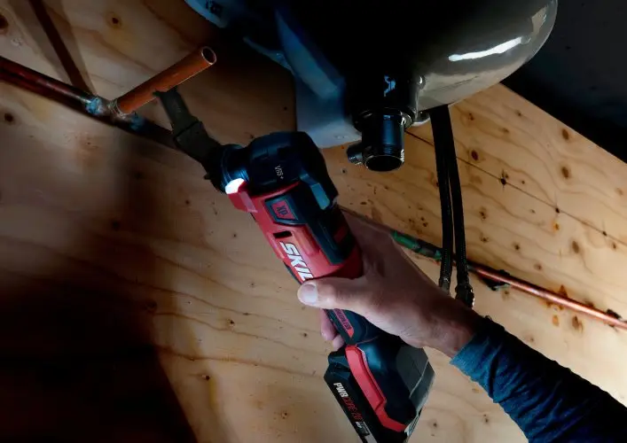 Промо-комплект багатофункціональний інструмент акумуляторний безщітковий, SKIL 3650 CB XP + енергокомплект 3110 АА 11072400202 (акумулятор 2,5 Ah, зарядний пристрій) 