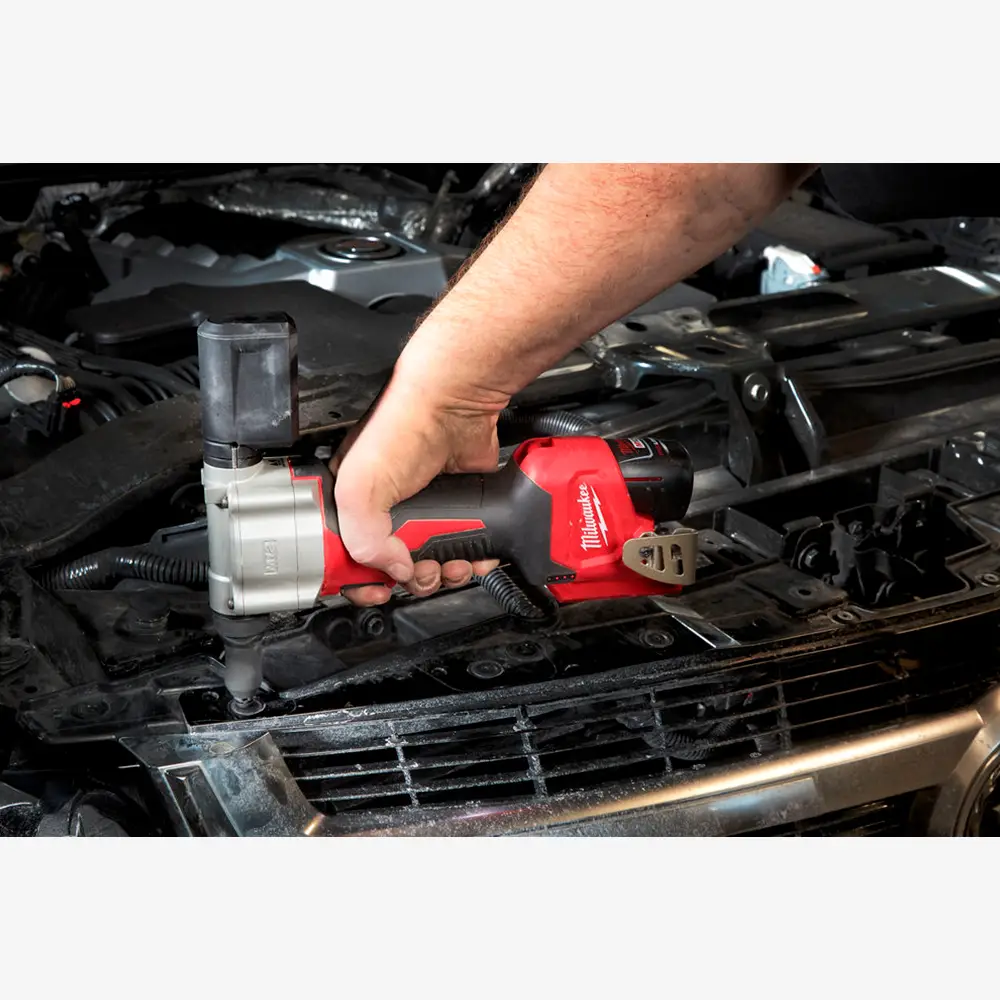 Заклепочник акумуляторний MILWAUKEE M12 BPRT-201X, Ø закл. 2,4-4,8мм, (+ заряд.пристрій, 1 акум.Х 2Аг, HD кейс) 