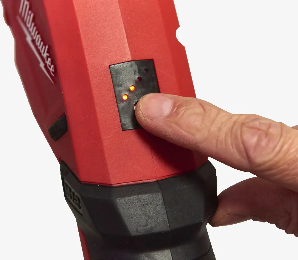 Труборіз для труб з нержавіючої сталі та міді акумуляторний MILWAUKEE, M12 PCSS-202C 