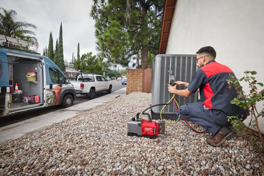 Насос вакуумний акумуляторний MILWAUKEE, M18 FVP5-0 