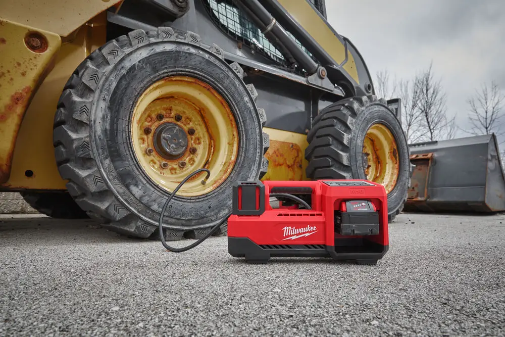 Компресор повітряний акумуляторний MILWAUKEE, M18 BI-0 