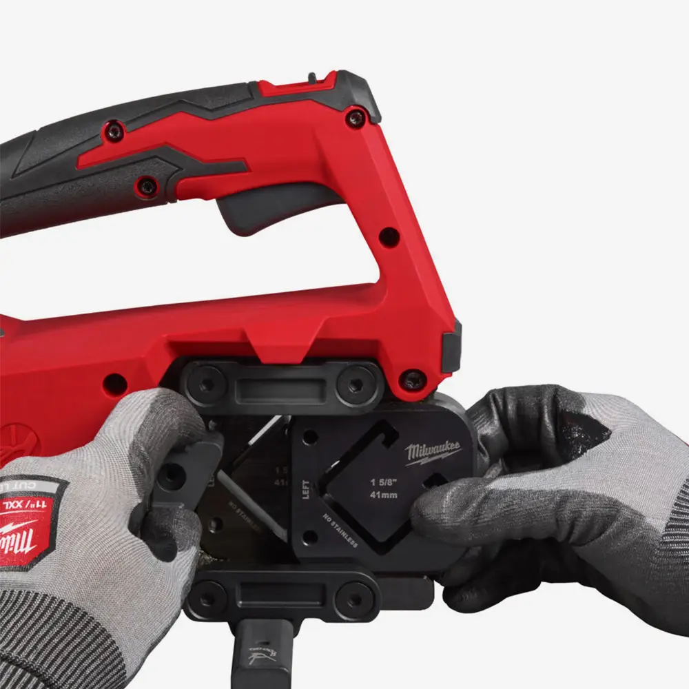 Різак гідравлічний для профілю акумуляторний MILWAUKEE, M18 STSO-0B (сумка) 